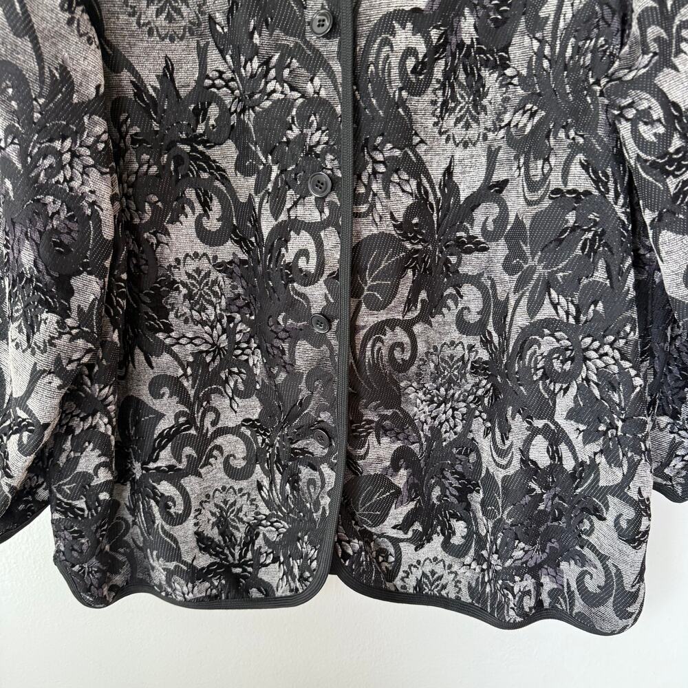 Multiples Black Gray Scroll size 2X tapestry jack… - image 5